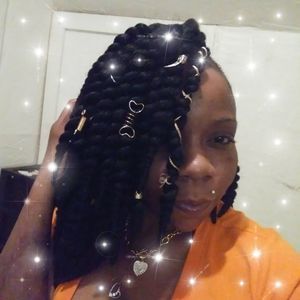 Meet your Posher, Jamie